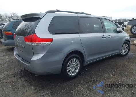 2012 Toyota Sienna Xle V6 8 Passenger from USA, damaged, VIN 5TDYK3DC0CS194601